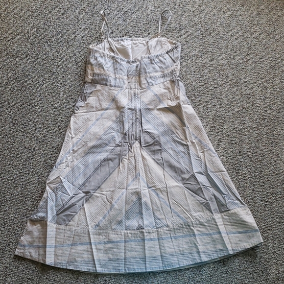 GAP Sundress - Picture 2 of 3